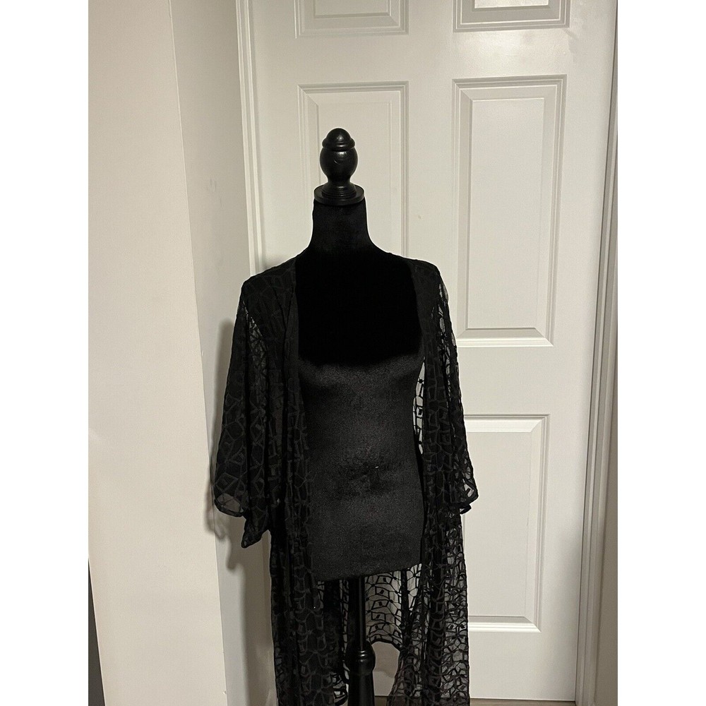 Torrid Lace Cardigan Size 4